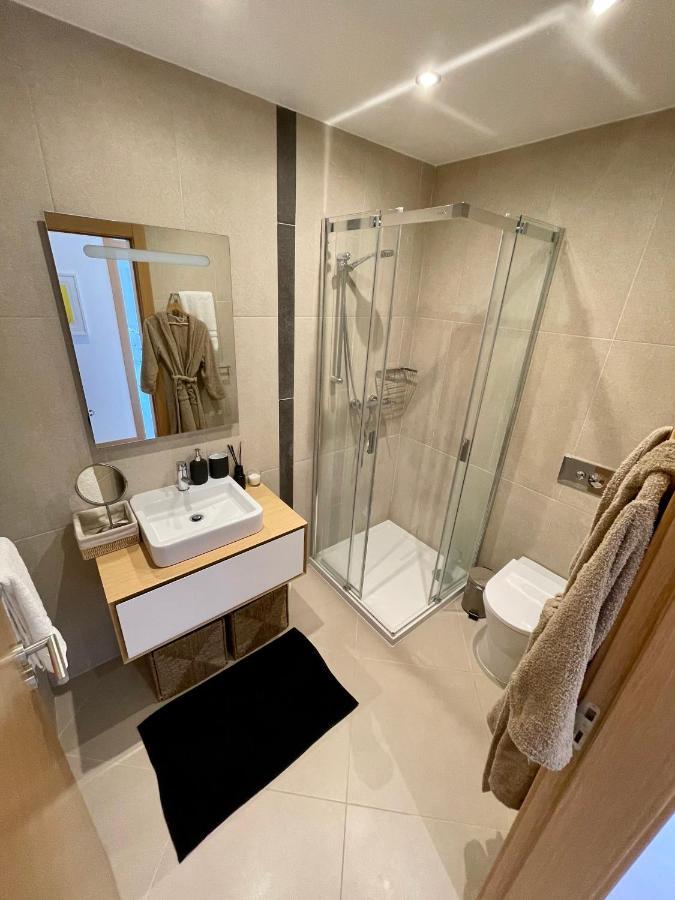 Beach Condo Porto Mos لاغوس المظهر الخارجي الصورة